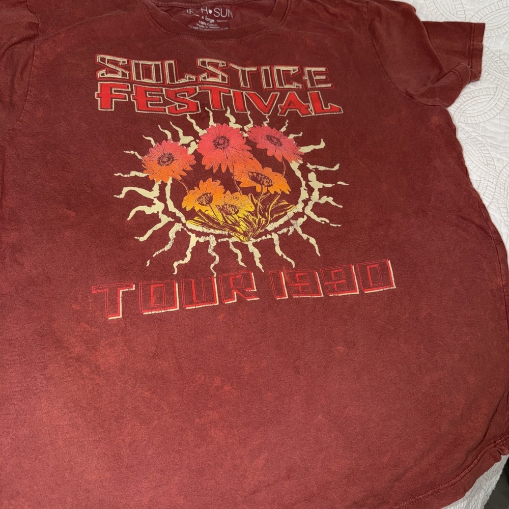 Solstice Festival Tour 1990 T Shirt Women's CL Distressed Red Shirt Sleeve